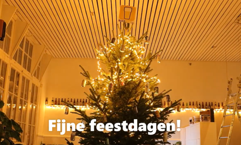 Bierboom met blikjes bier